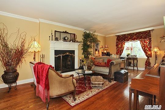 3rd image of 86 Sunny Hill Dr
