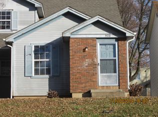 921 6th Ave, Leavenworth, KS 66048