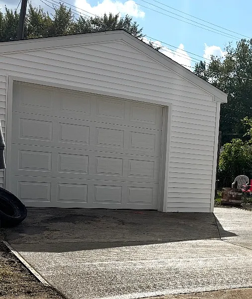 Garage - 1839 College Ave
