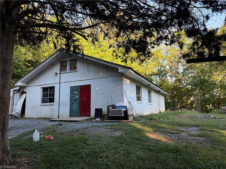 1st image of 2459 Cedar Falls Rd