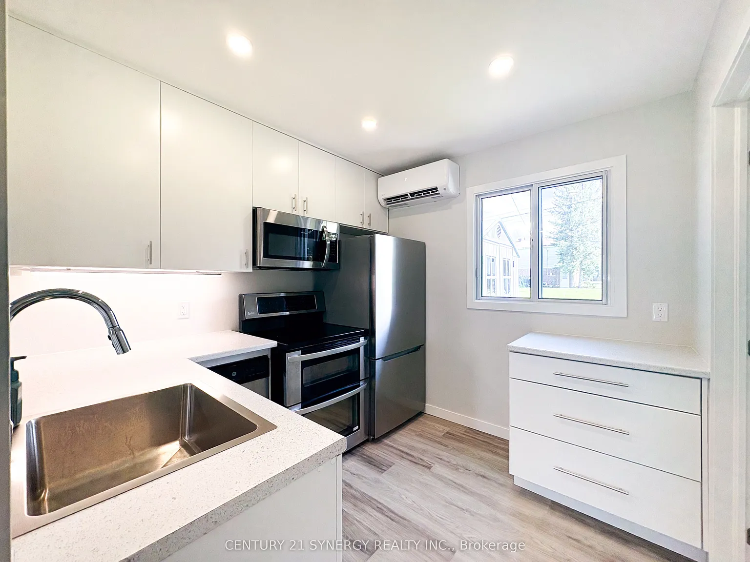 3 bed, $2,750 — Photo 4