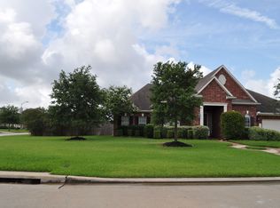 16703 Creekview Ln, Cypress, TX 77429