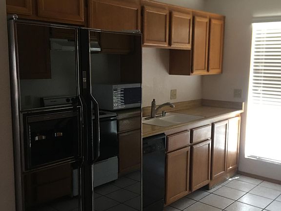 4th image of 8217 Dans Glen Pl