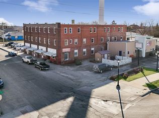 102 S Main St, Leon, IA 50144