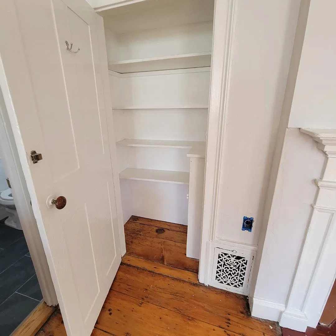 Studio, 350 sqft, $1,750 — Photo 4