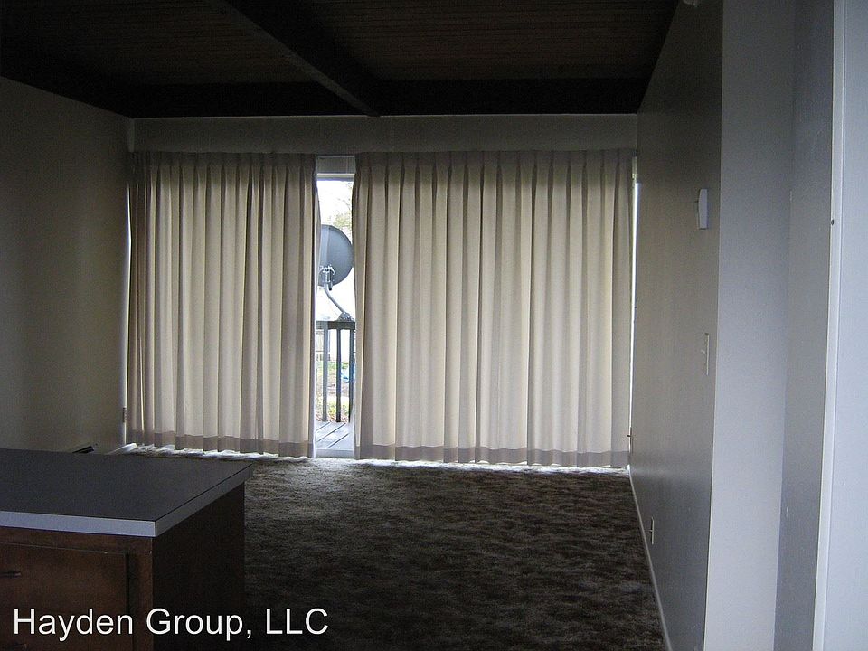 2nd image of 334 SE 4th Ave APT H
