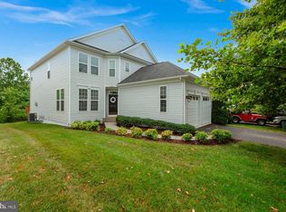25042 Graywacke Dr, Aldie, VA 20105