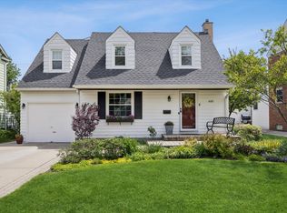 635 S Catherine Ave, La Grange, IL 60525