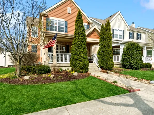 266 Longview Dr, Elgin, IL 60124