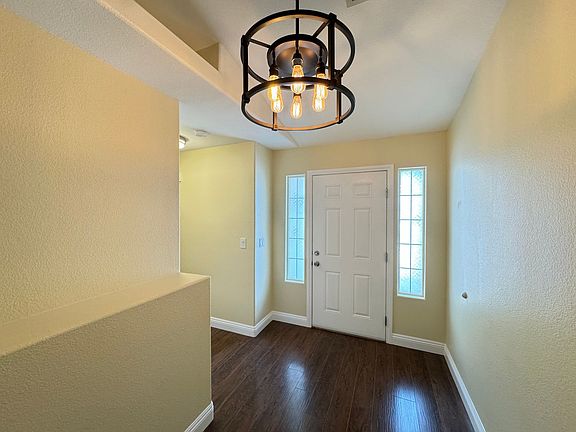 2nd image of 5417 Redview Ct