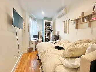 Rented by Doorway NYC, LLC