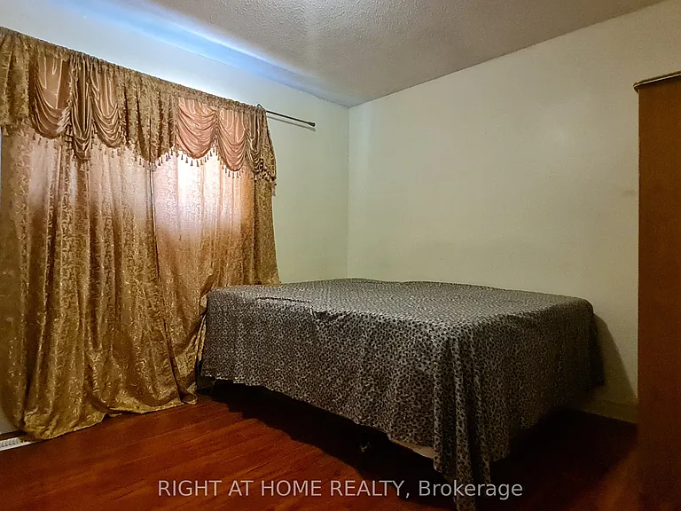 55 Littleleaf Dr #UPPER — Photo 4