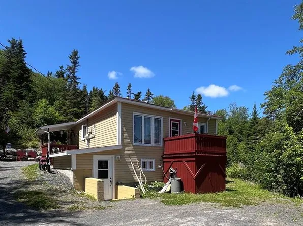 136A Memorial Drive, Clarenville, NL A5A1N5