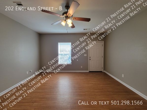 202 England St #B, Lonoke, AR 72086