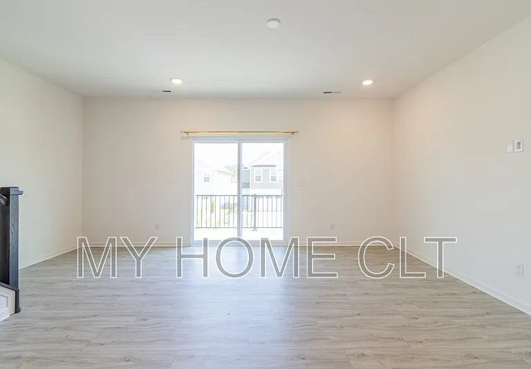 15010 Scoter St #1 — Photo 5