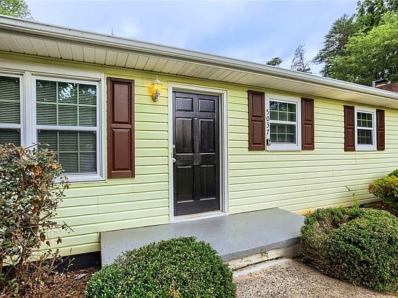 4th image of 5037 Selena St
