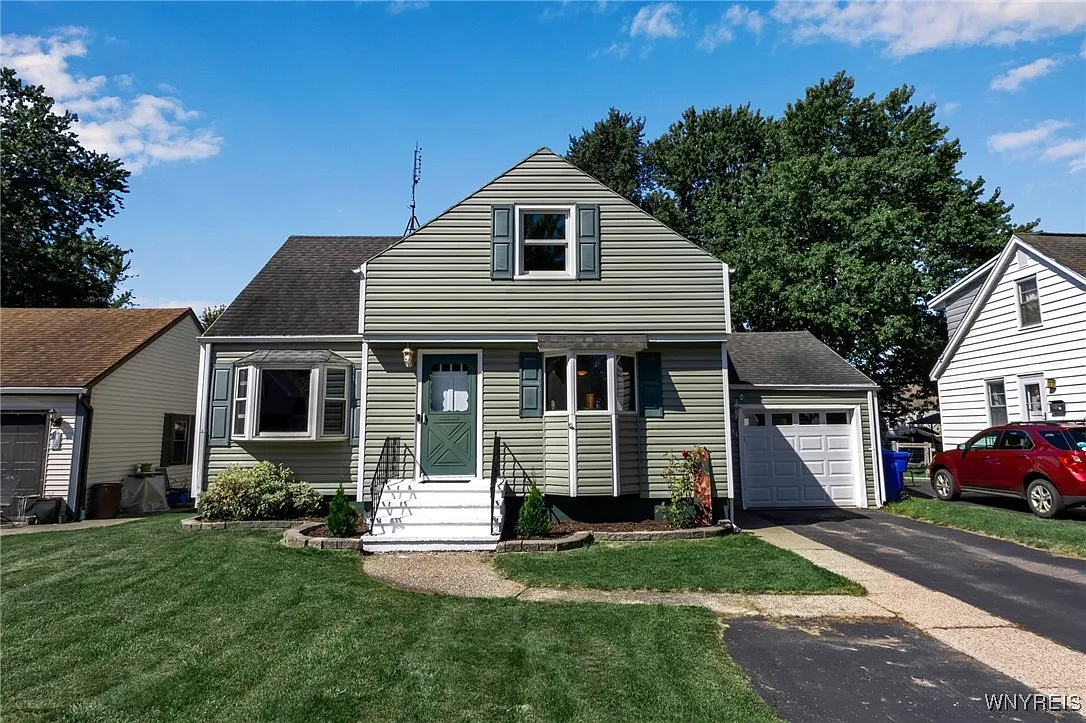 64 Almont Ave photo 1