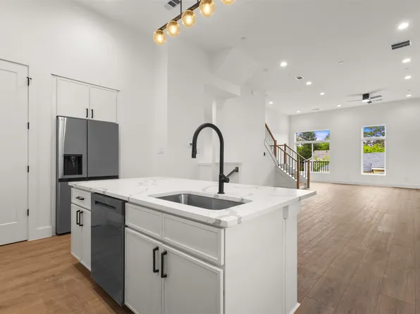 2203 Hondo Ave #305, Dallas, TX 75219