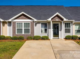 104 S Canyon Ridge Dr, Mount Holly, NC 28120