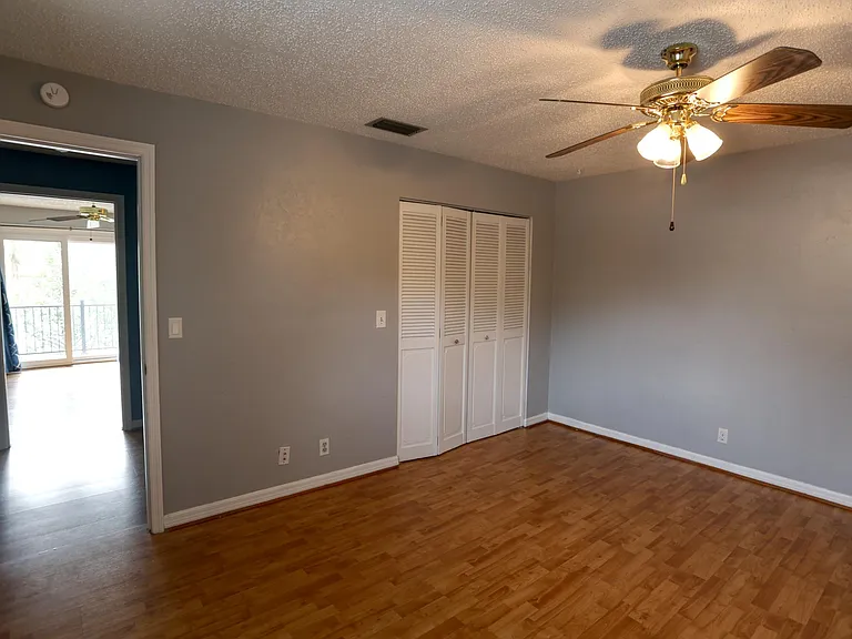 437 N Halifax Ave #5 — Photo 19
