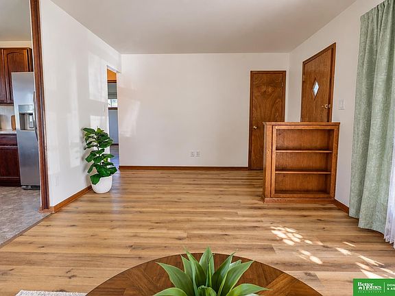 3rd image of 1762 Austin Ln
