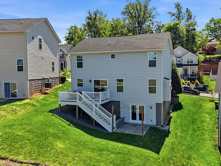 4435 Sunset Dr — Photo 47