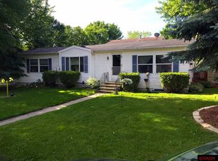 222 N 5th St, Saint Peter, MN 56082