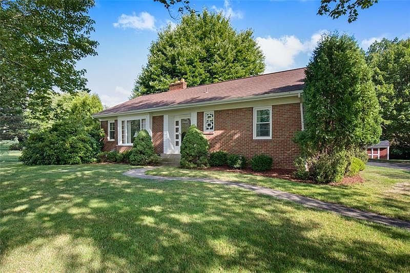 1320 Willowbrook Rd, New Castle, PA 16101 | Zillow