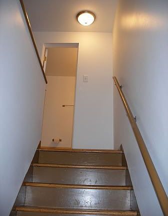 Stairwy Up to 2Floor