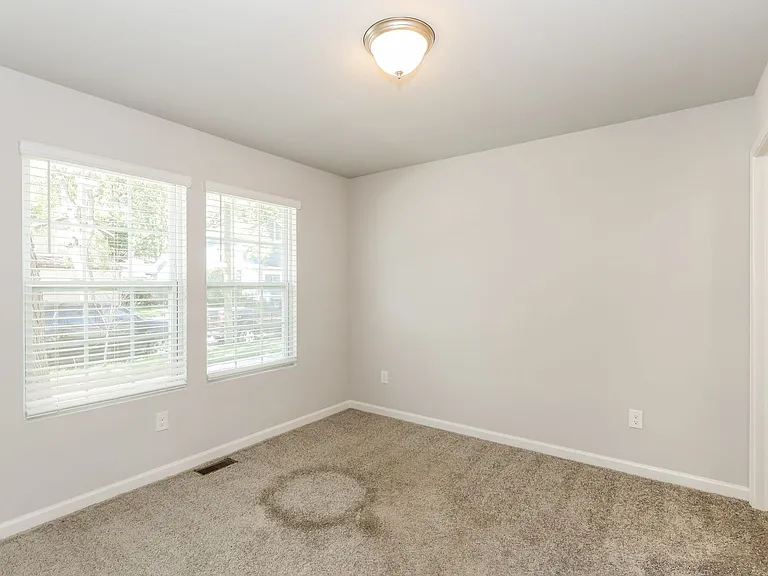 507 Burr St — Photo 22