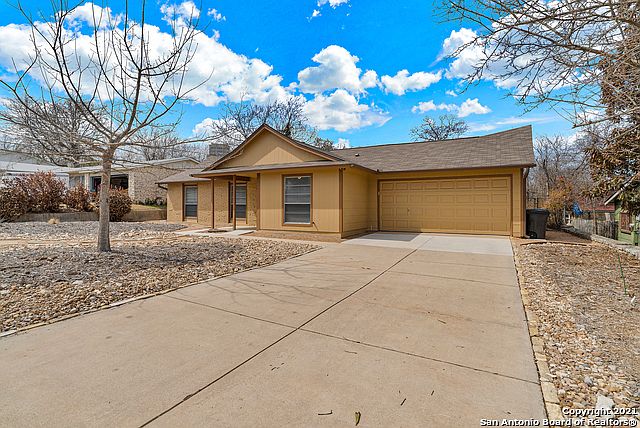 1st image of 8015 Briaridge Dr