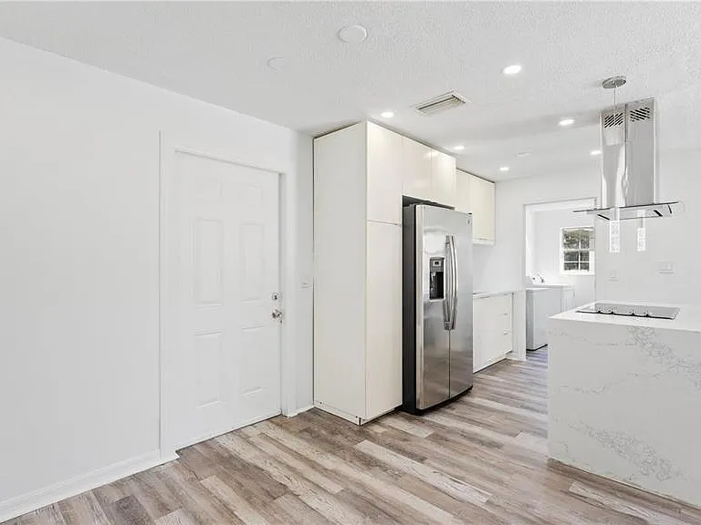 4447 Ivey Ct — Photo 7