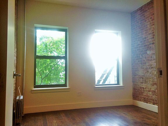 5th image of 1486 Bedford Ave #Ff