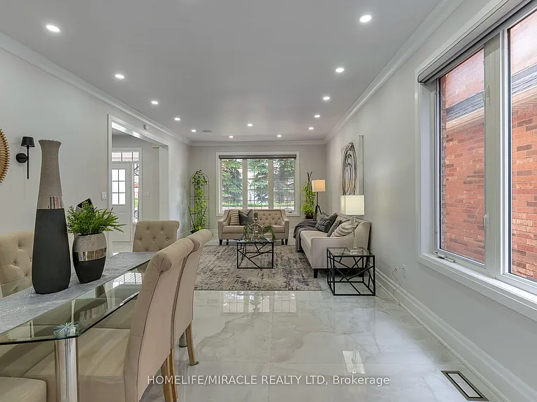 2299 Glazebrook Cir — Photo 38
