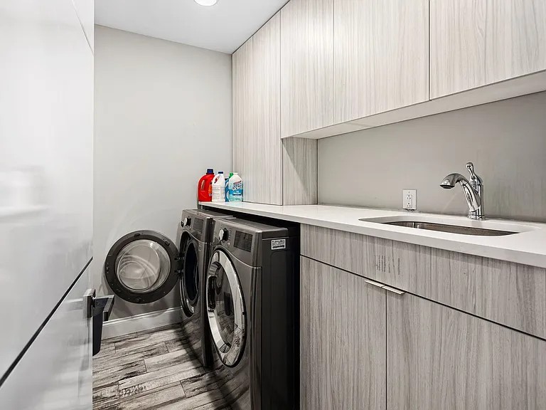 1516 Cambridge St #2 — Photo 16