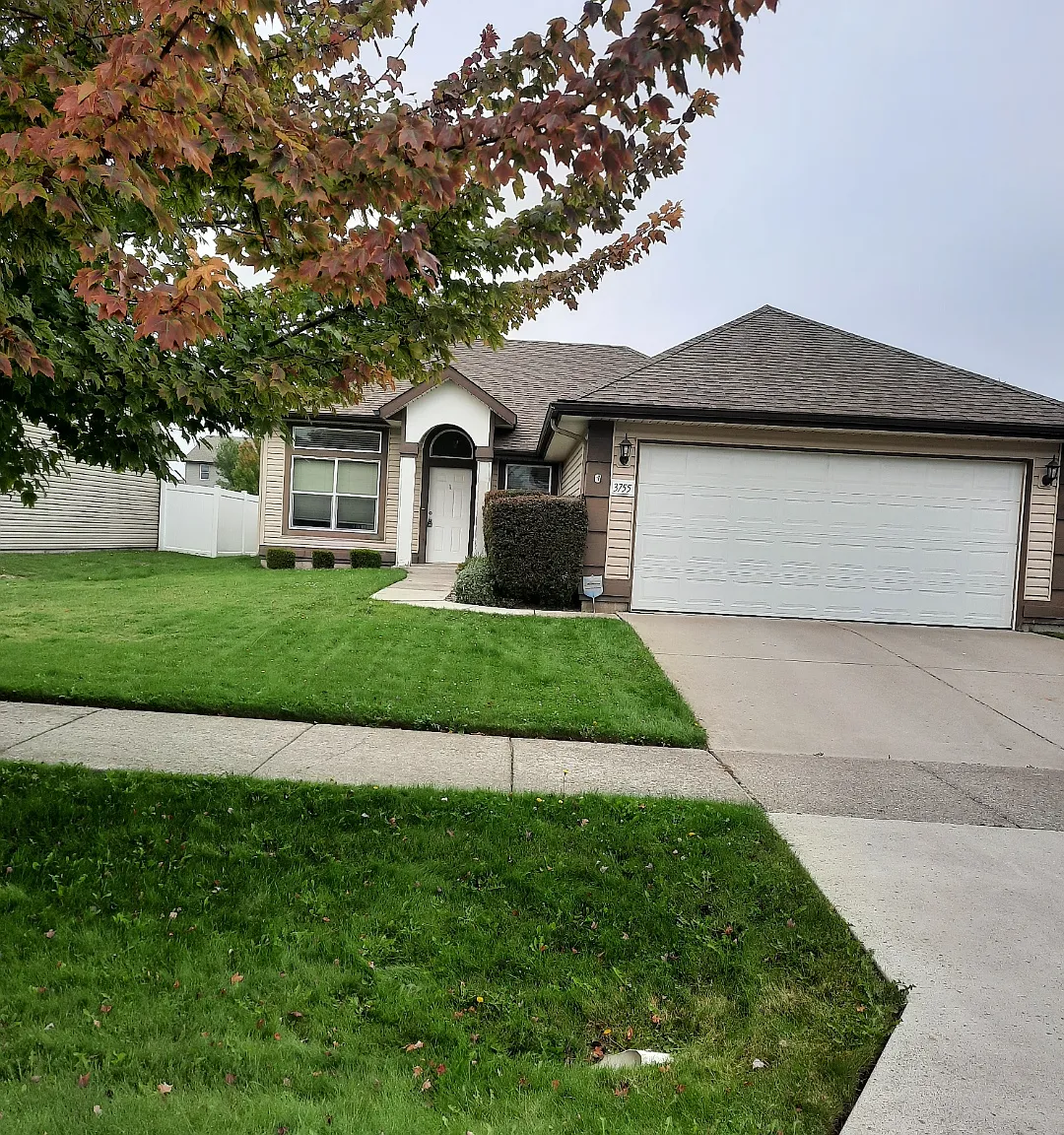 3 bed, 1378 sqft, $2,225 — Photo 1
