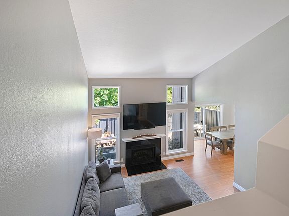 5th image of 7437 Tulare Hill Dr
