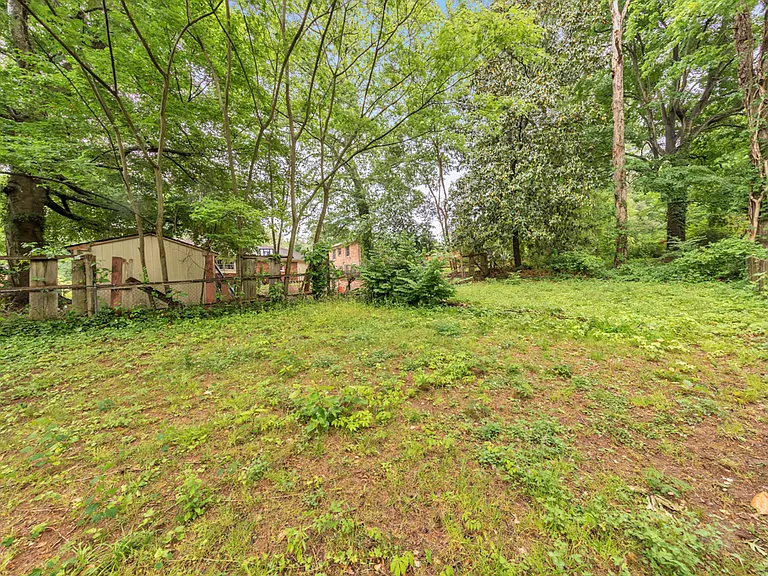 1346 Wichita Dr SW — Photo 35