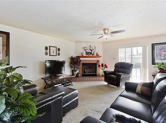 5th image of 722 Marina Dr #00