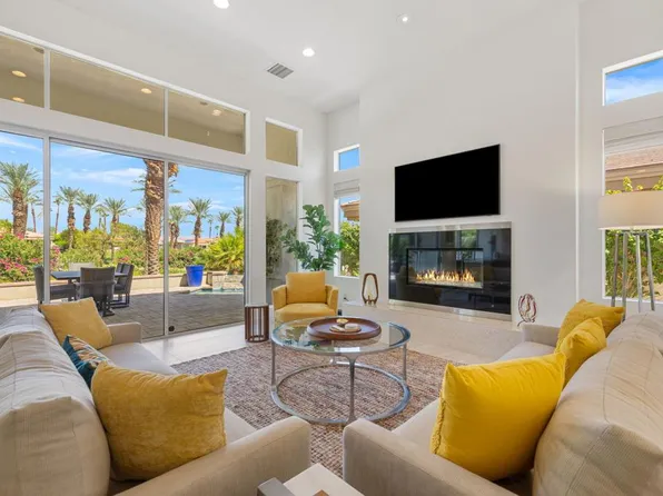 469 White Horse Trl, Palm Desert, CA 92211