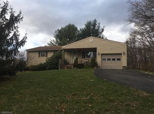 16 Lancer St, Sparta, NJ 07871