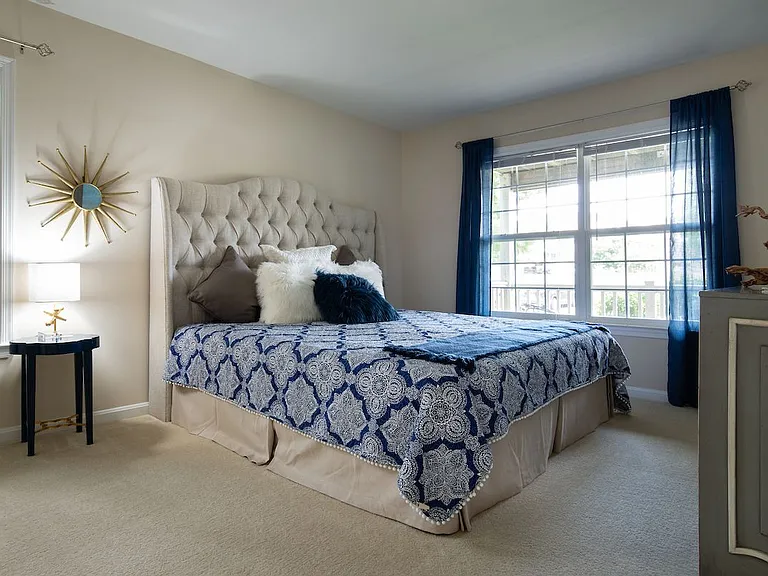 Elms Kingstowne — Photo 17