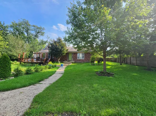 24039 N Quentin Rd, Lake Zurich, IL 60047