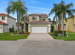 4593 NW 7th Pl, Deerfield Beach, FL 33442