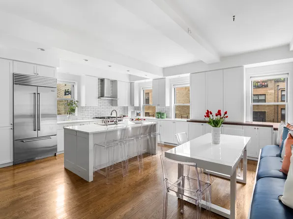 439 East 51st Street image 1 of 20