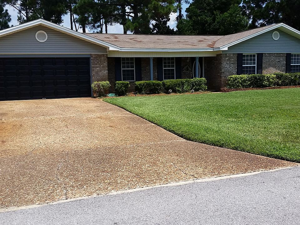 1st image of 2780 Venetian Way