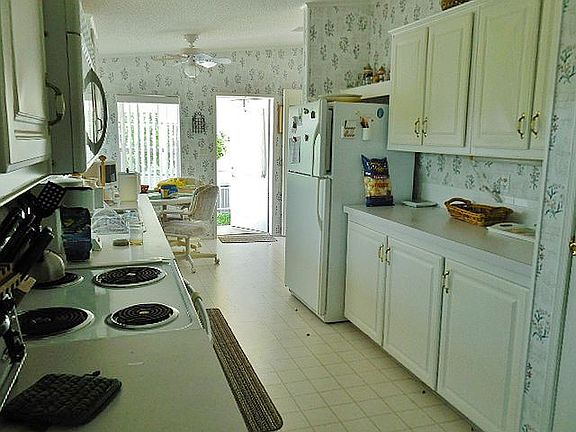 5th image of 5527 Adam Dr
