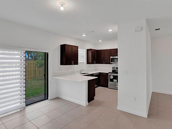 5th image of 13170-233 Miami #13170