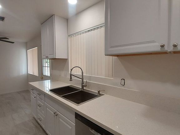 2nd image of 15622 Avenida Monteflora