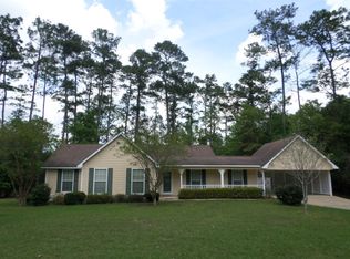 162 River Chase Dr, Bainbridge, GA 39819